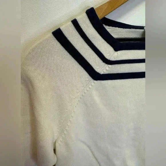 Liz Claiborne pullover crewneck lightweight sweater white and black size small - Picture 7 of 10